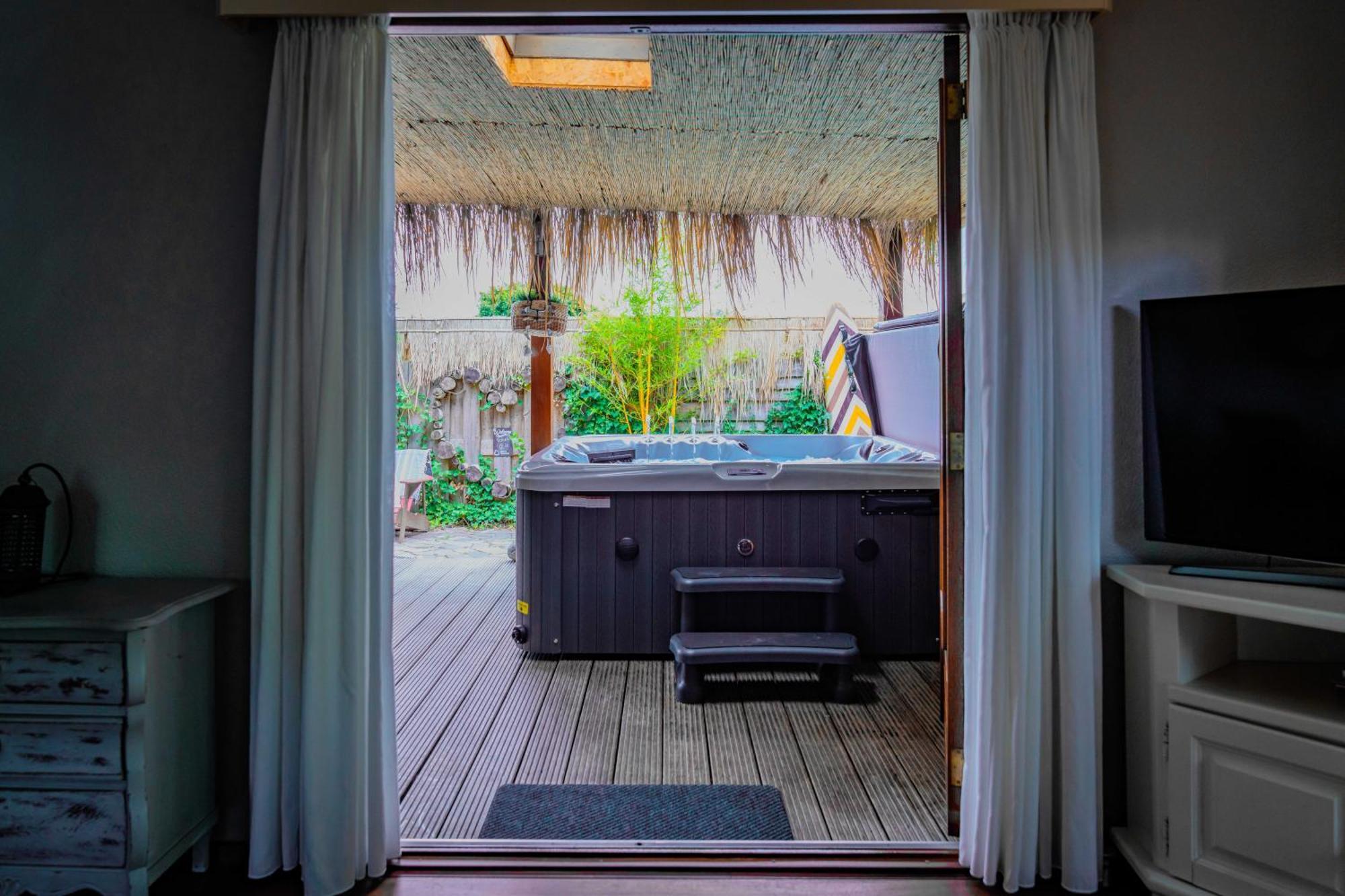 Drents Genieten - Kraaiheide Met Prive Jacuzzi Erm Zewnętrze zdjęcie